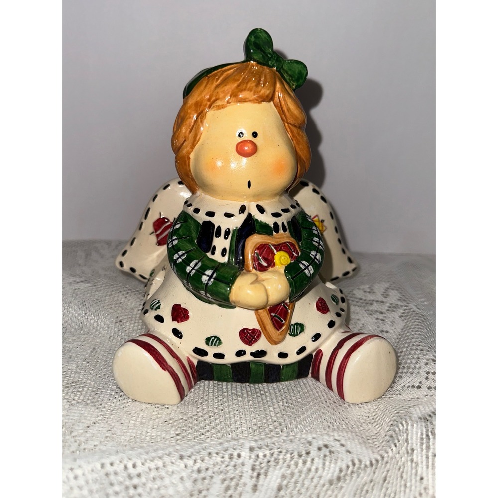 Ceramic Angel Girl Holding Heart Figurine‎ Christmas Holiday Decor